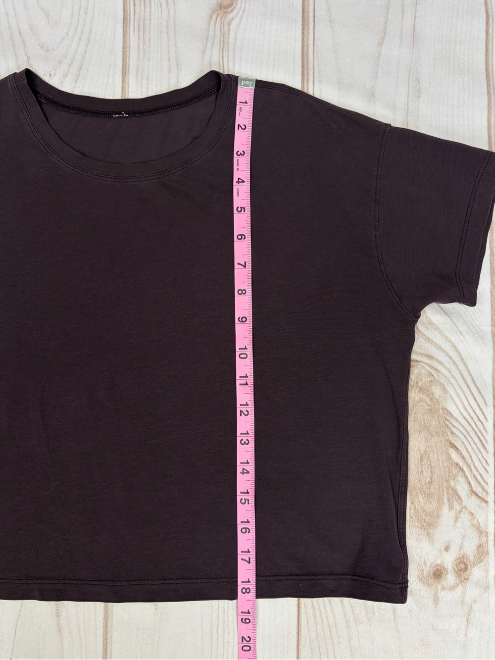 Lululemon Cates Crop Tee Short Sleeve Cropped Crew Black Cherry Sz 8 - Picture 11 of 11